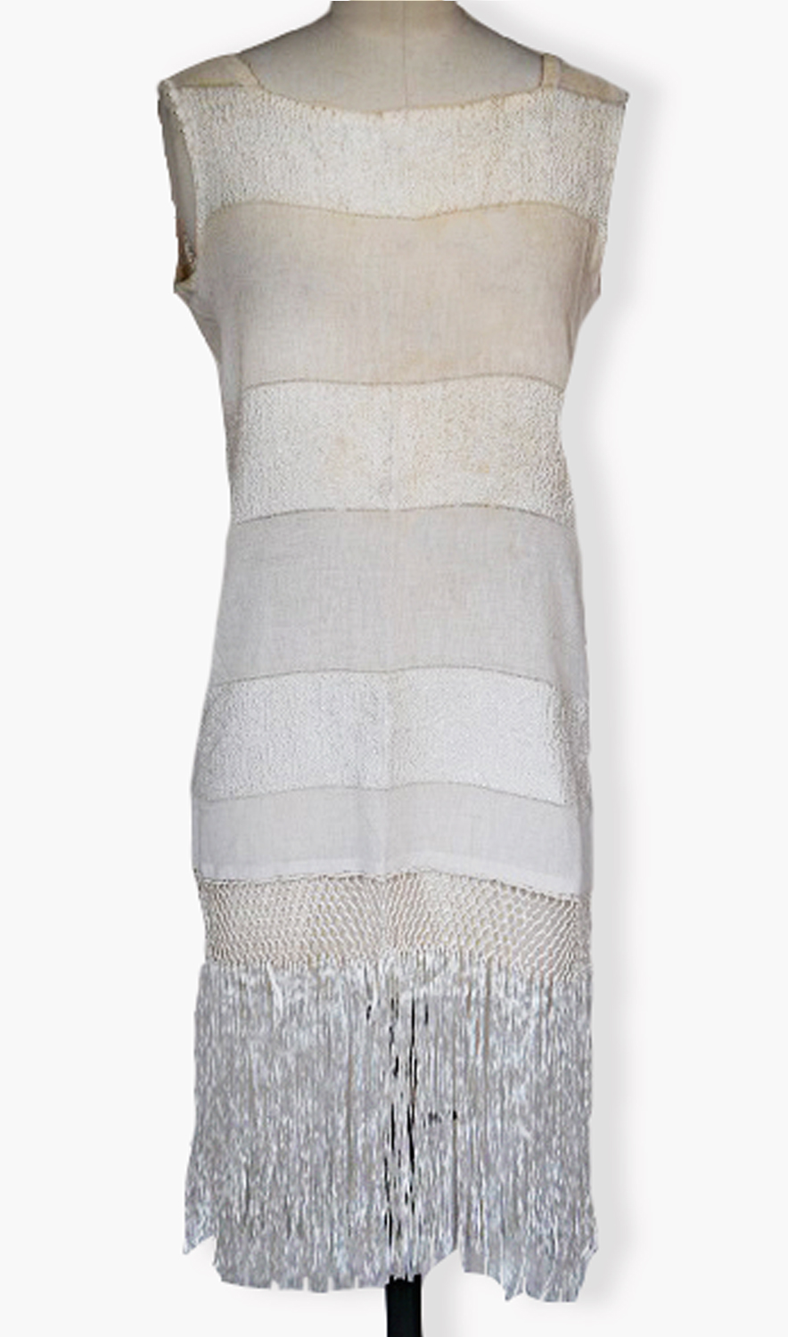 1920F – Robe – 05