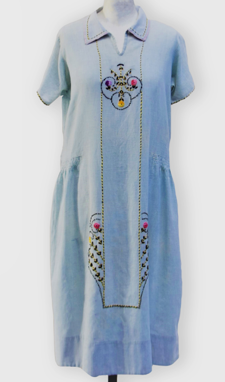 1920F – Robe – 106