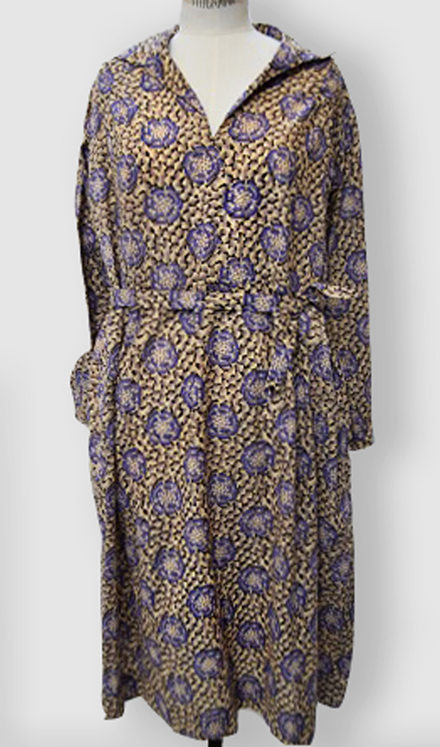 1920F – Robe – 107