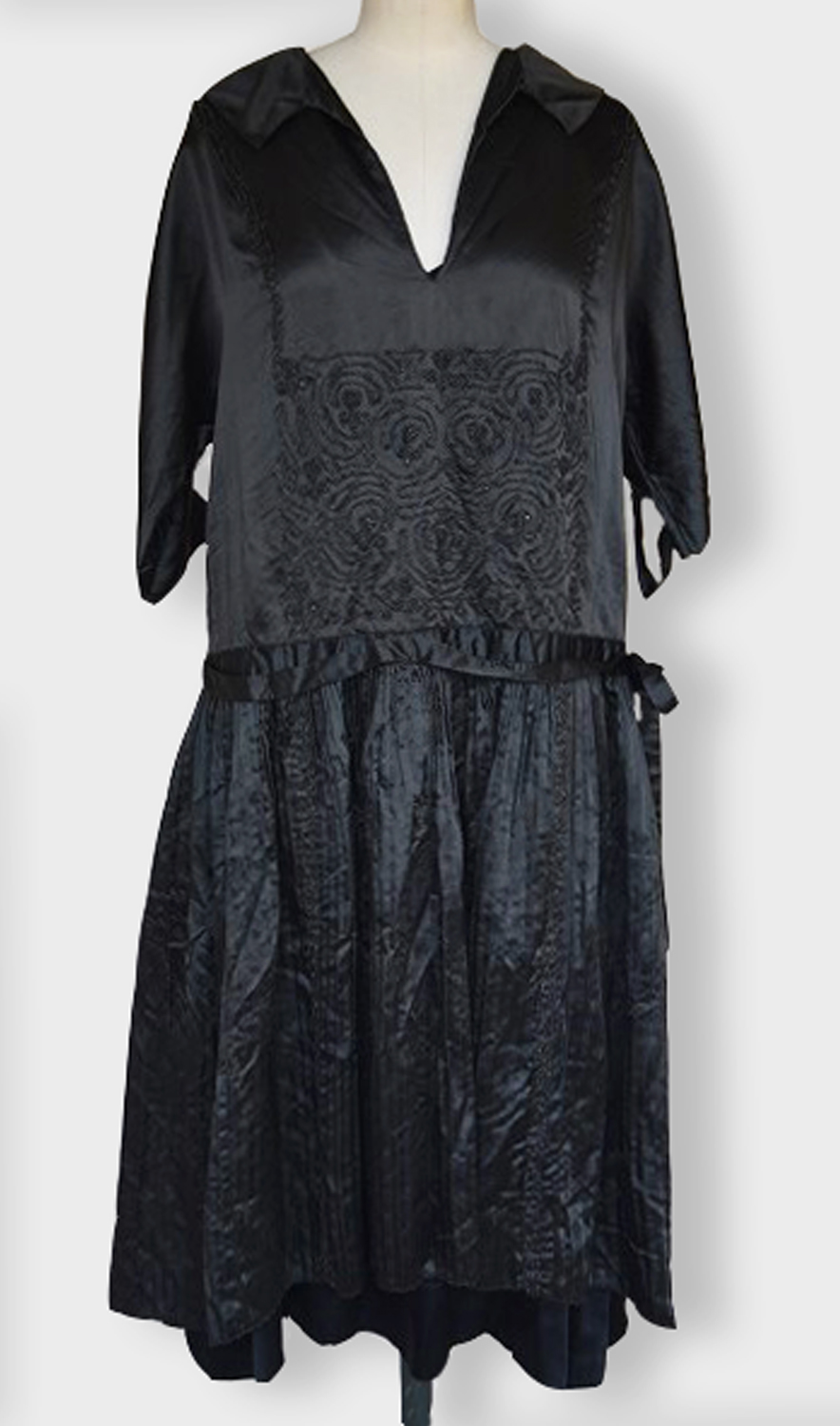 1920F – Robe – 122