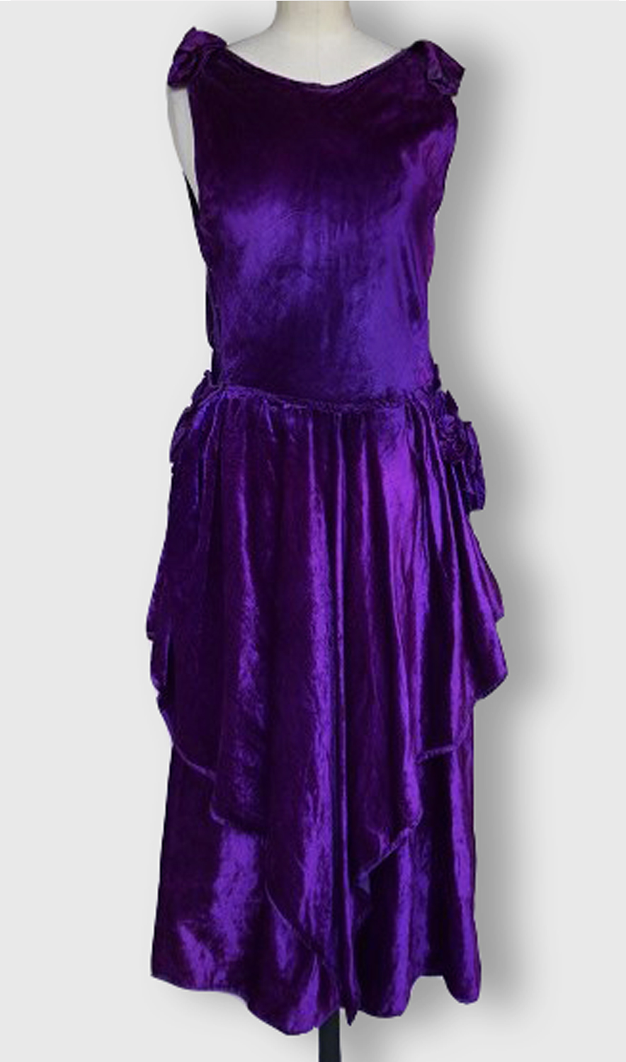 1920F – Robe – 126