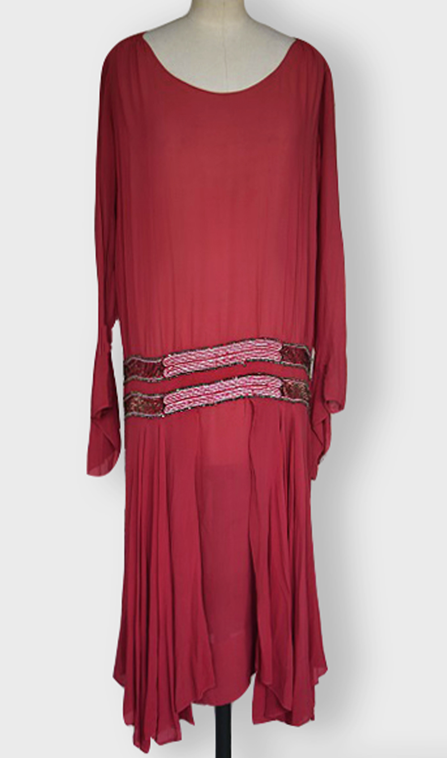 1920F – Robe – 136