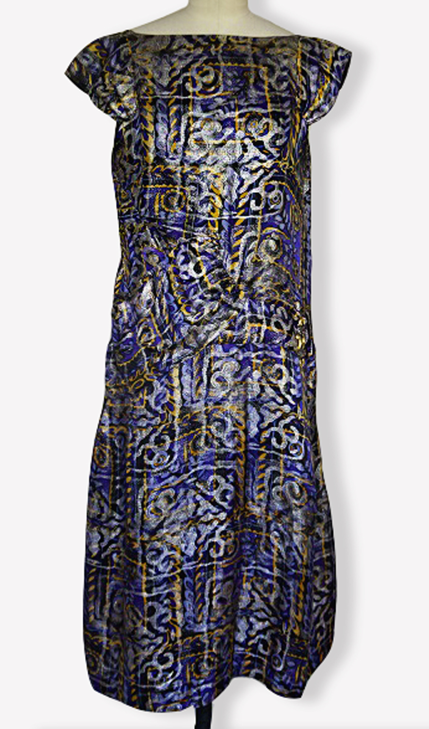 1920F – Robe – 14