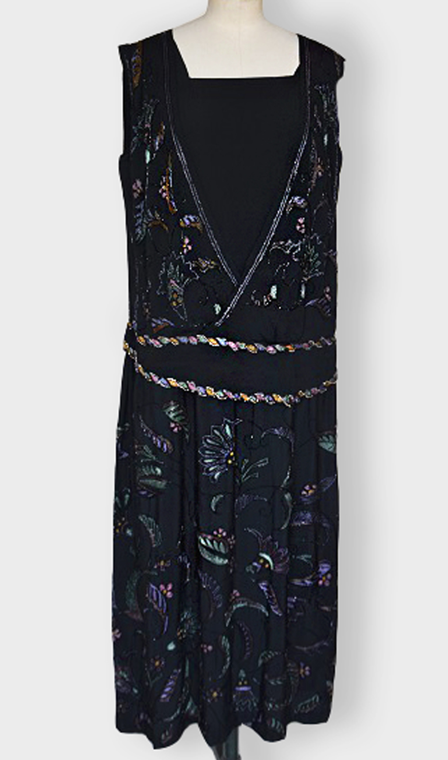 1920F – Robe – 153