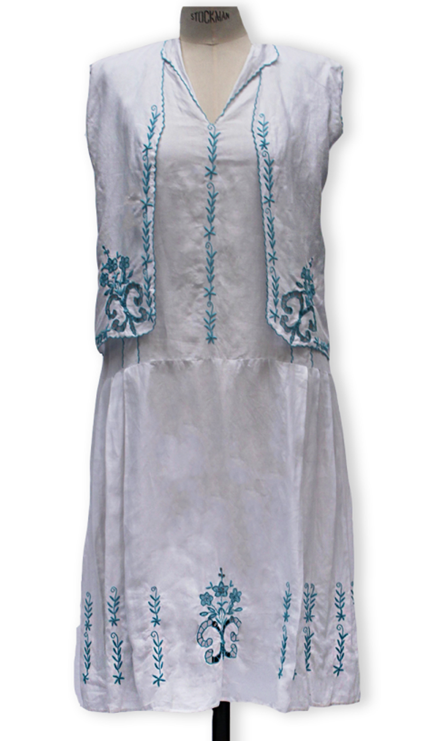 1920F – Robe – 17