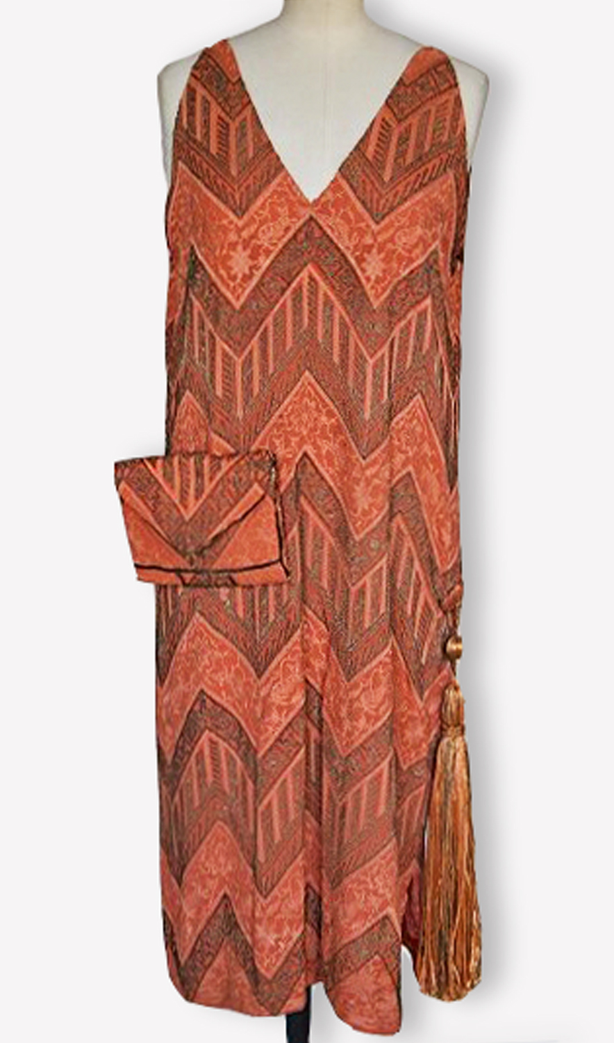 1920F – Robe – 20