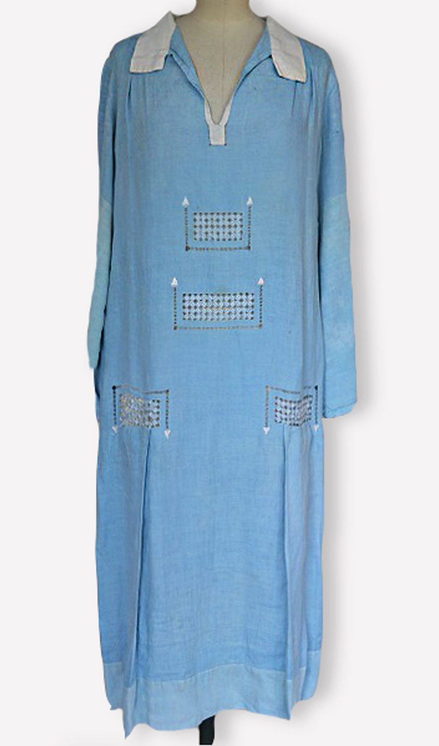 1920F – Robe – 28