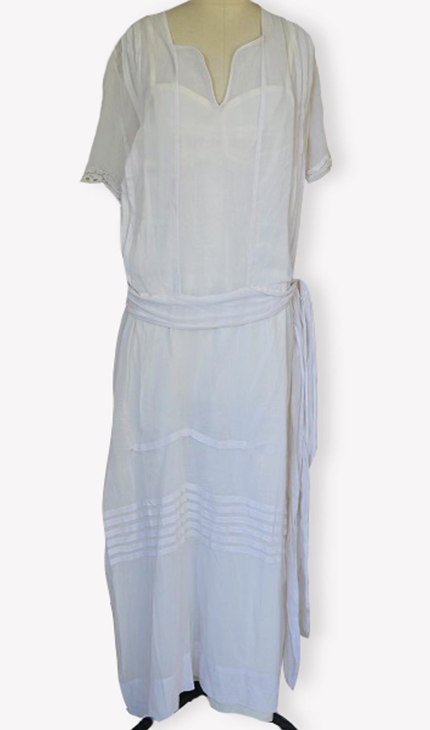 1920F – Robe – 32