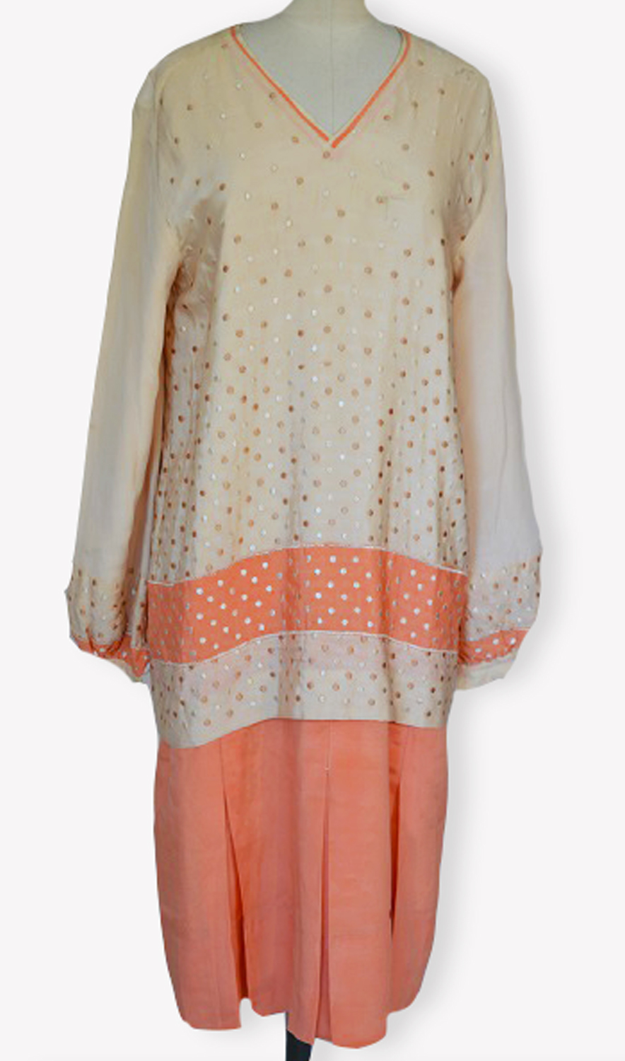 1920F – Robe – 36