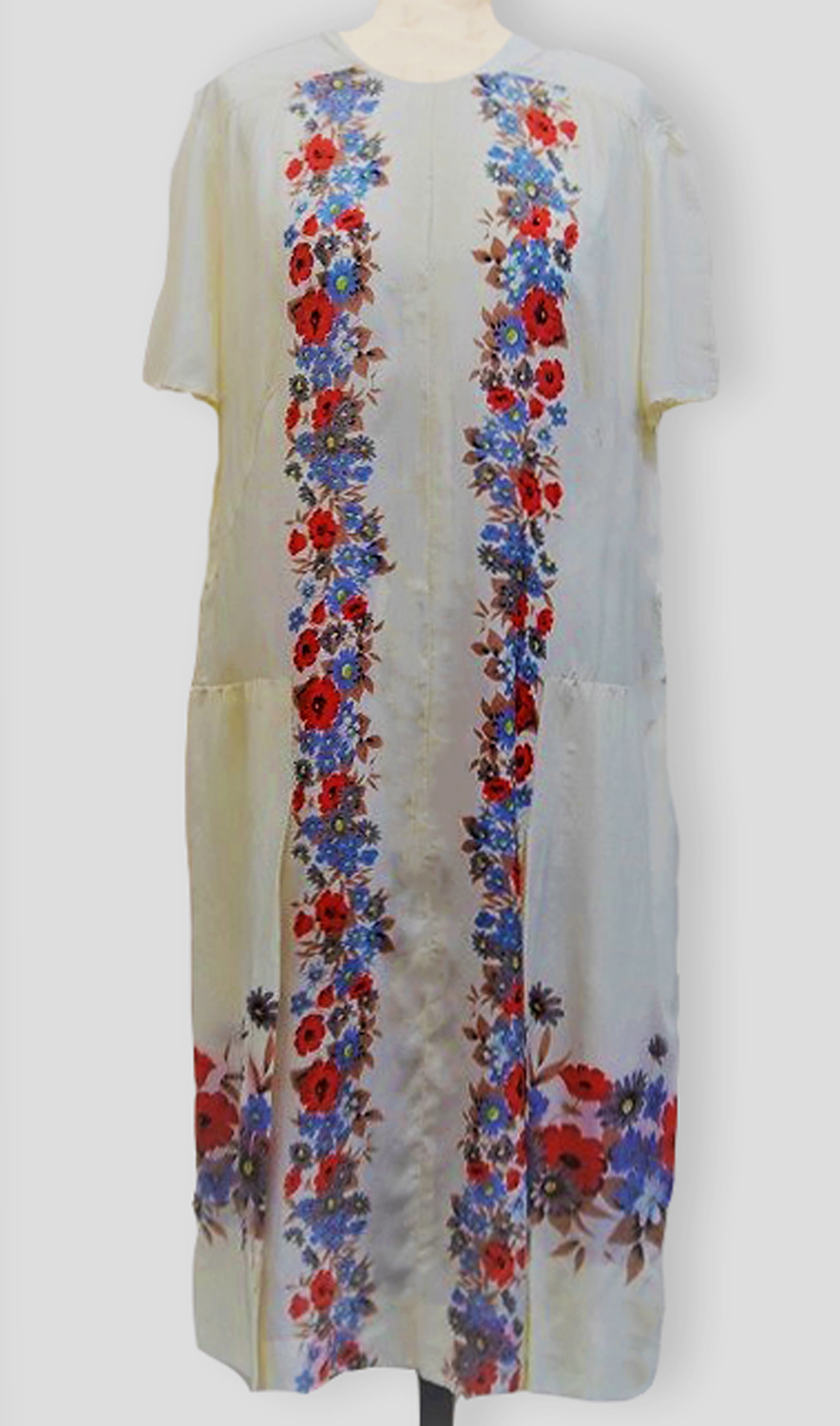 1920F – Robe – 42