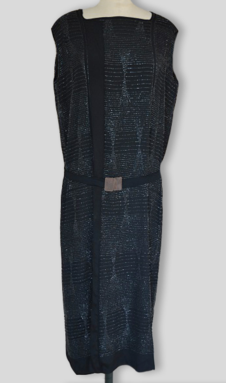 1920F – Robe – 48