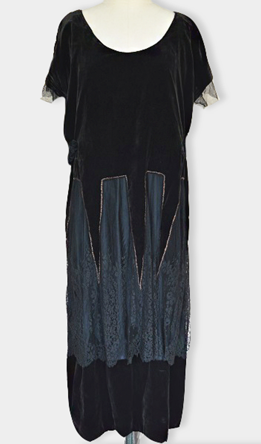 1920F – Robe – 54