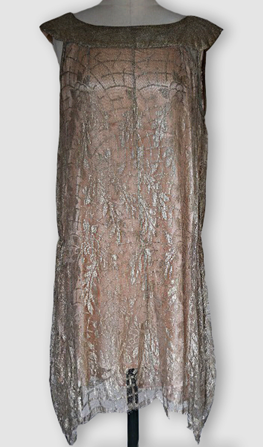 1920F – Robe – 75