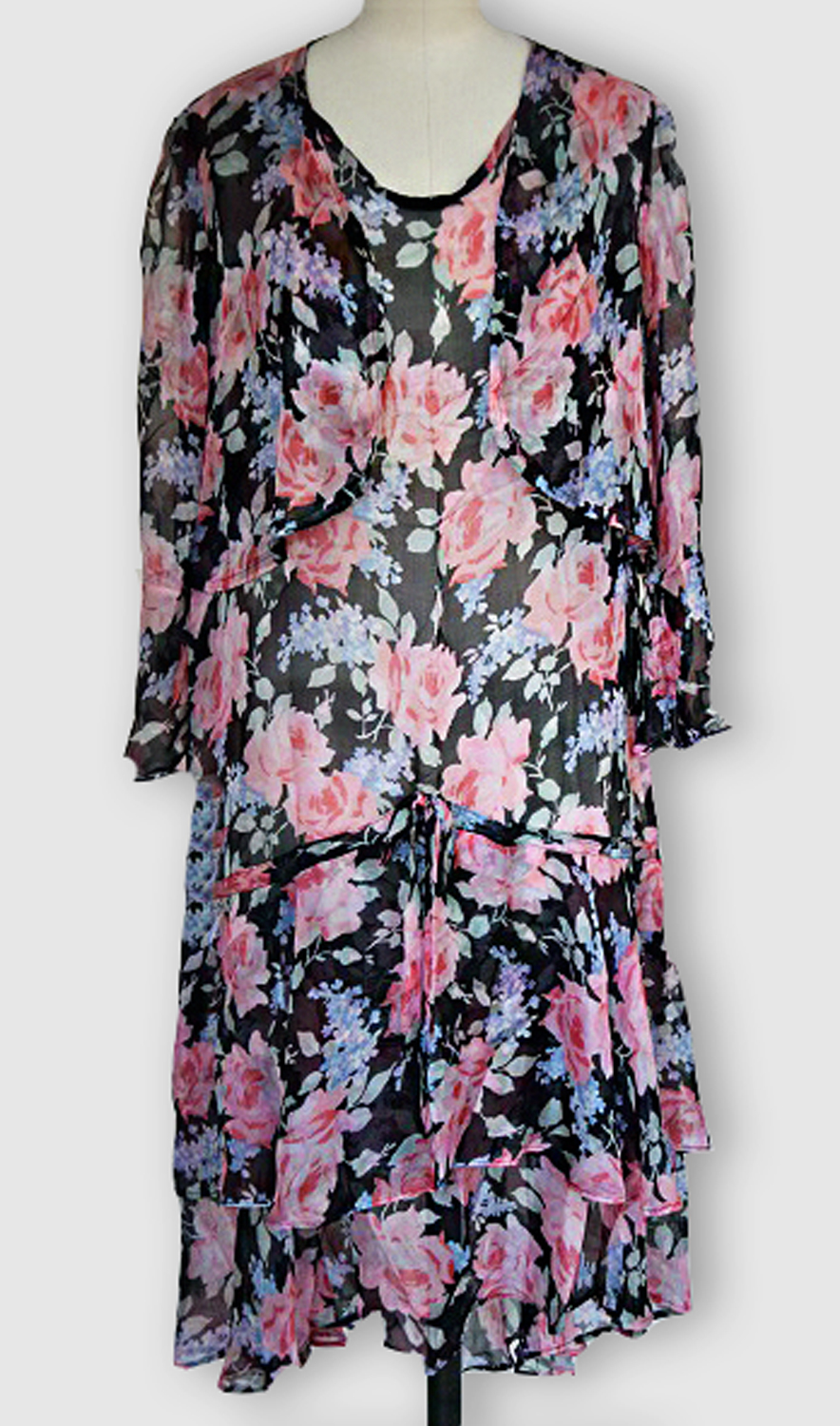 1920F – Robe – 81