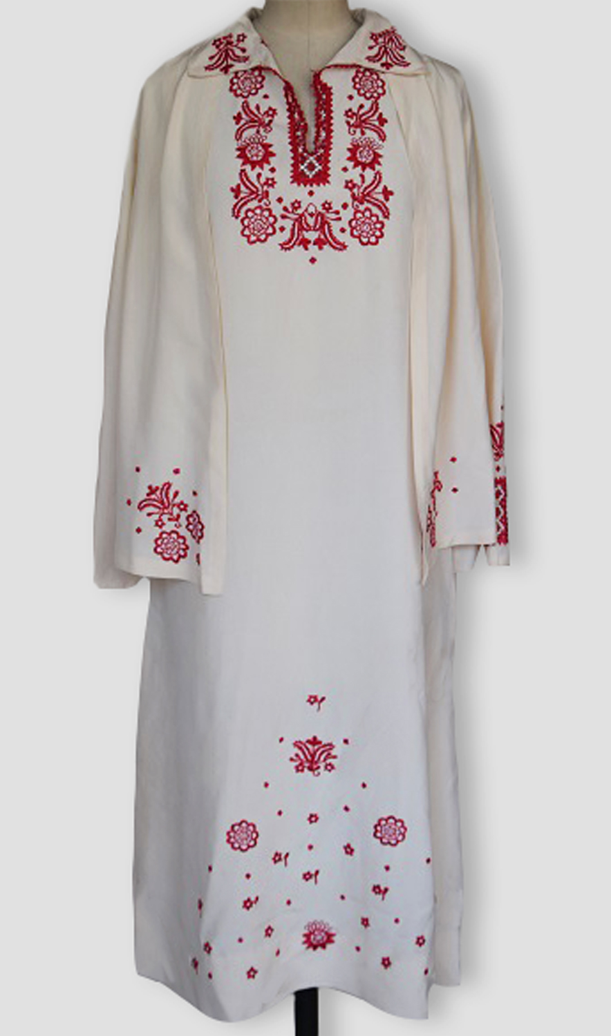 1920F – Robe – 85