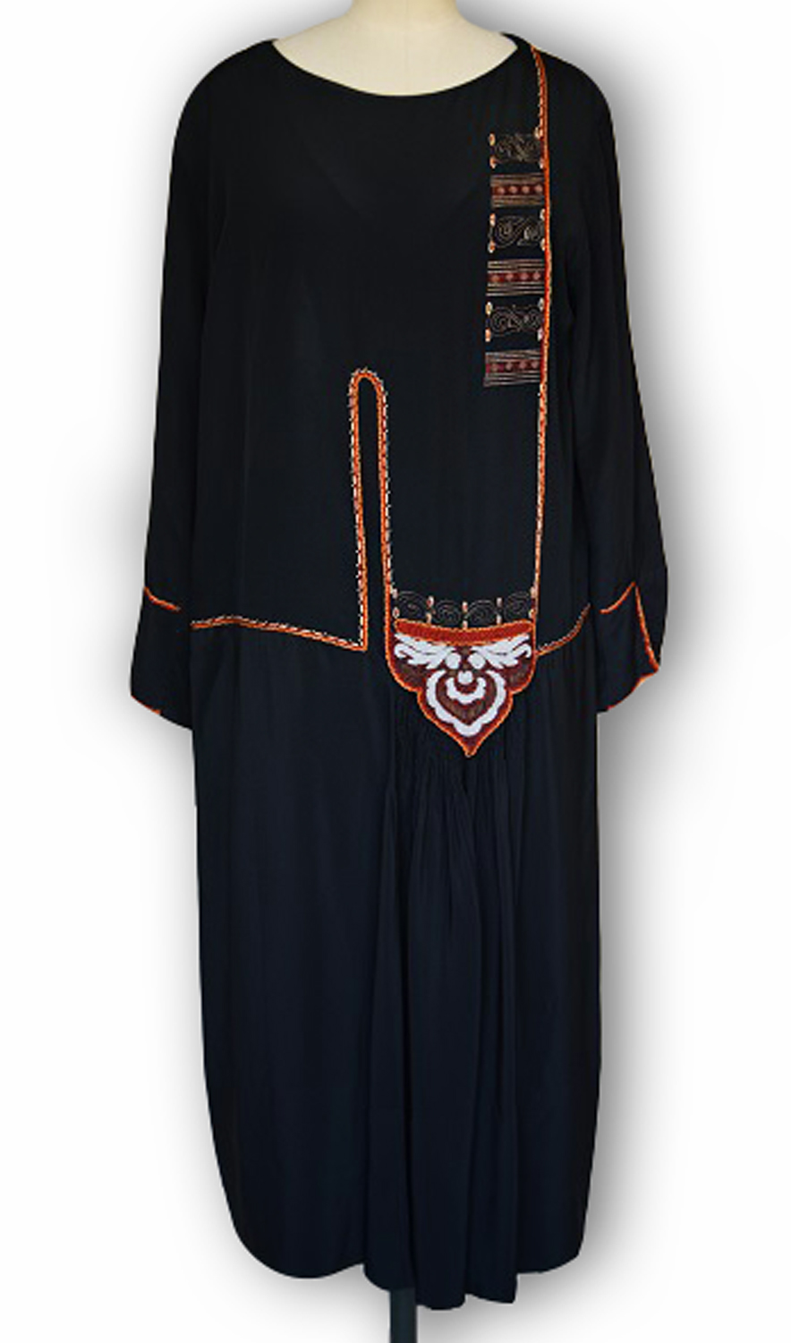 1920F – Robe – 87