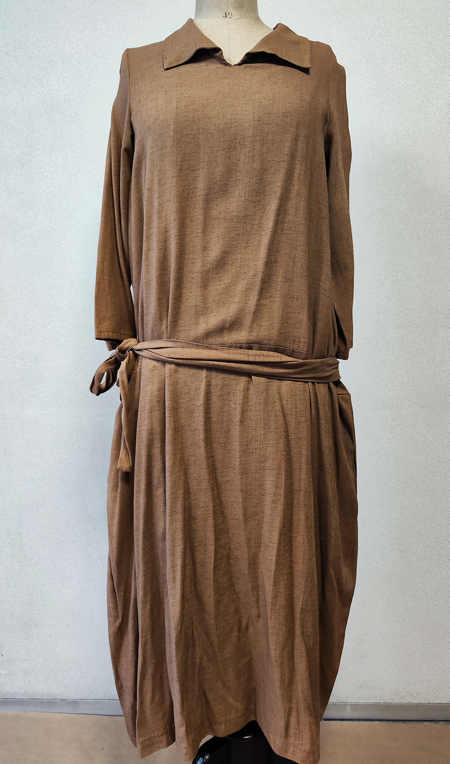 1920F – Robe – 102 (1)