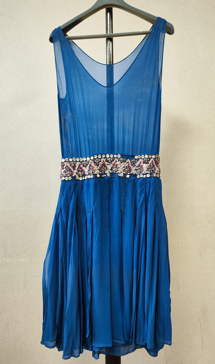 1920F – Robe – 1411 (2)