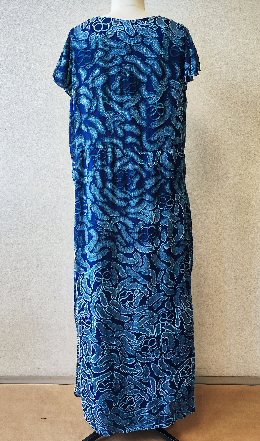 1920F – Robe – 1415 (2)