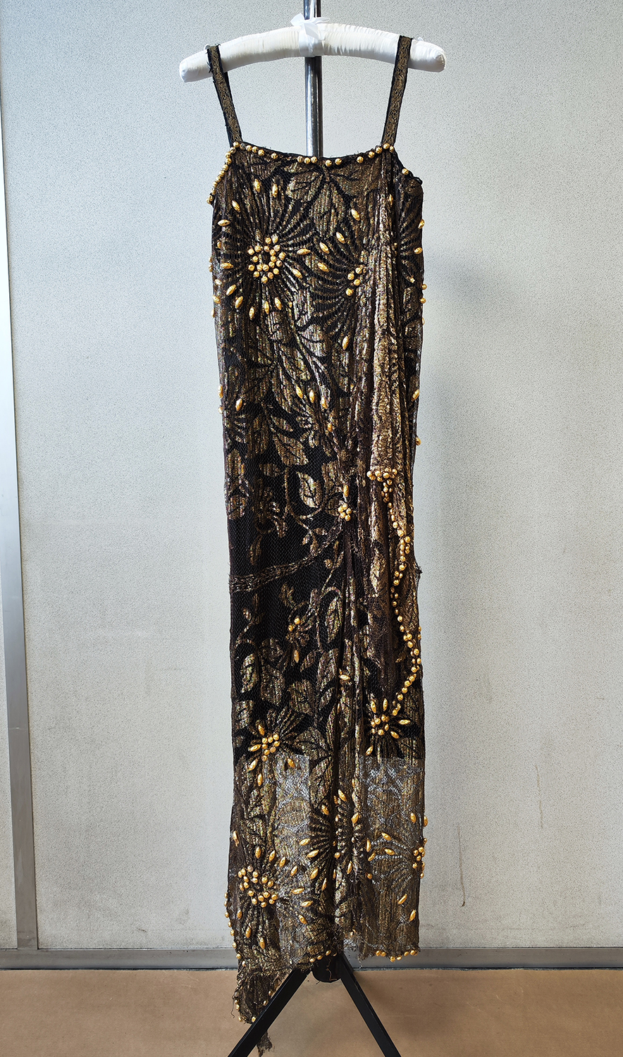 1920F – Robe – 1416 (2)