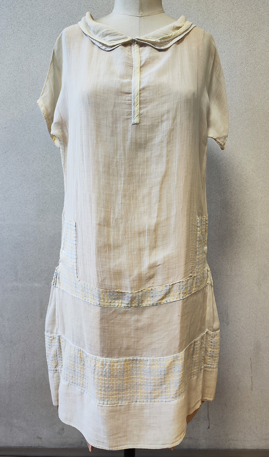 1920F – Robe – 1419