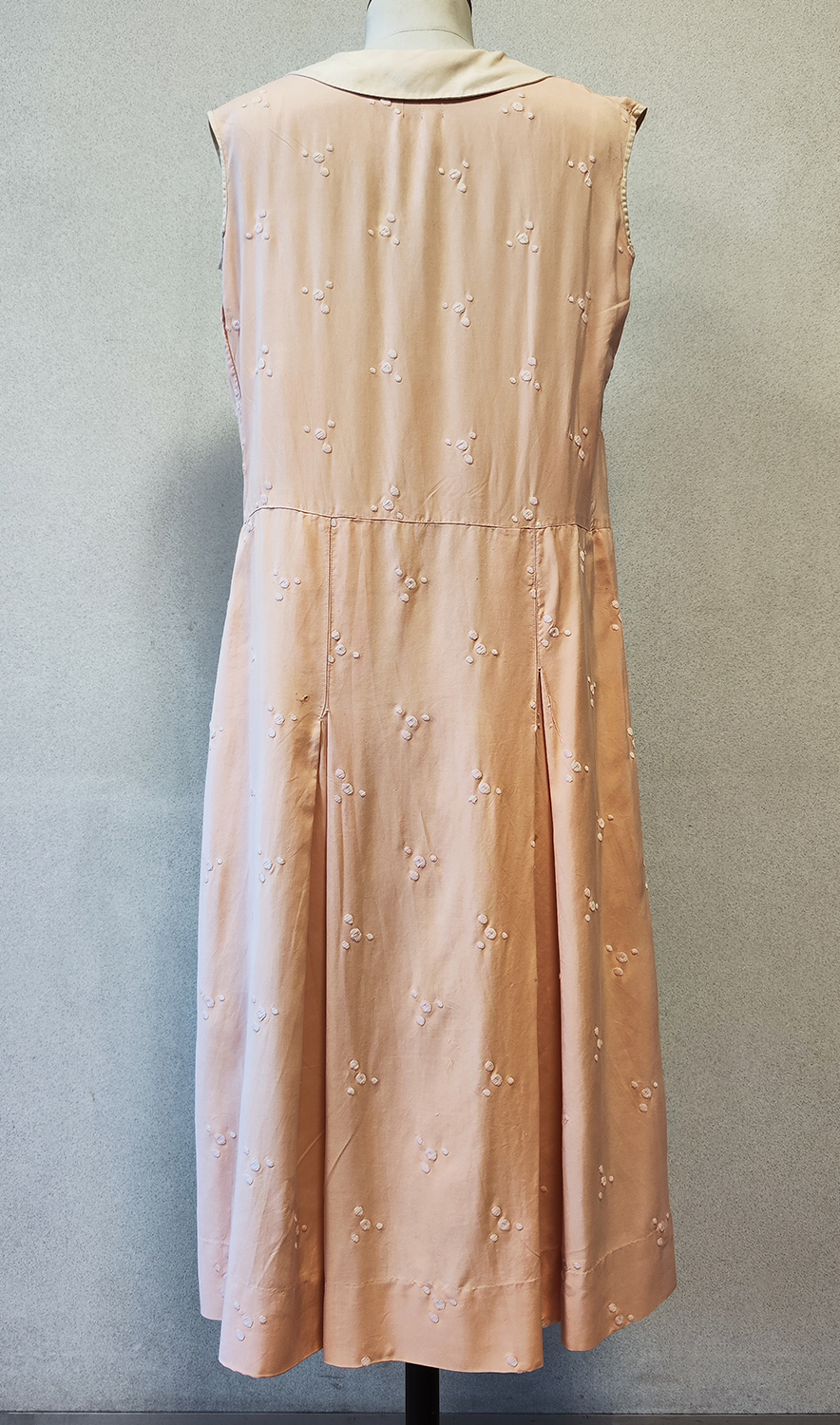 1920F – Robe – 1427 (2)
