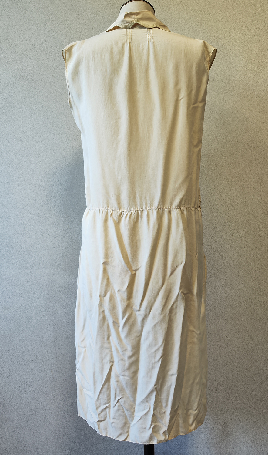1920F – Robe – 1429 (2)