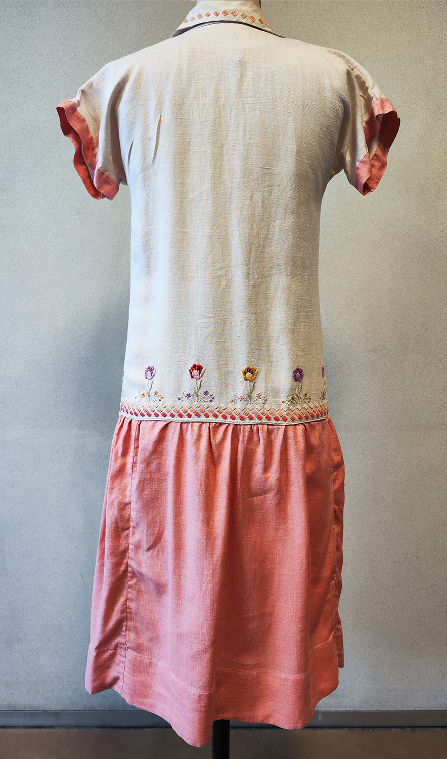 1920F – Robe – 1436 (2)