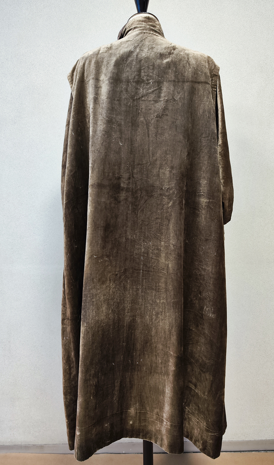 1920F – Robe – 1441 (2)
