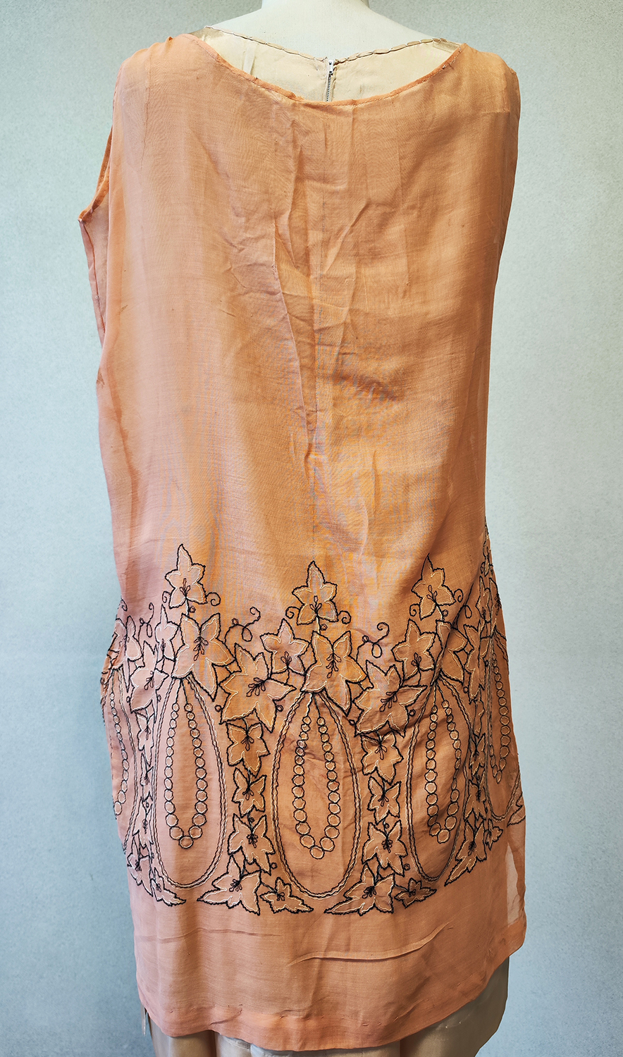 1920F – Robe – 1449 (2)