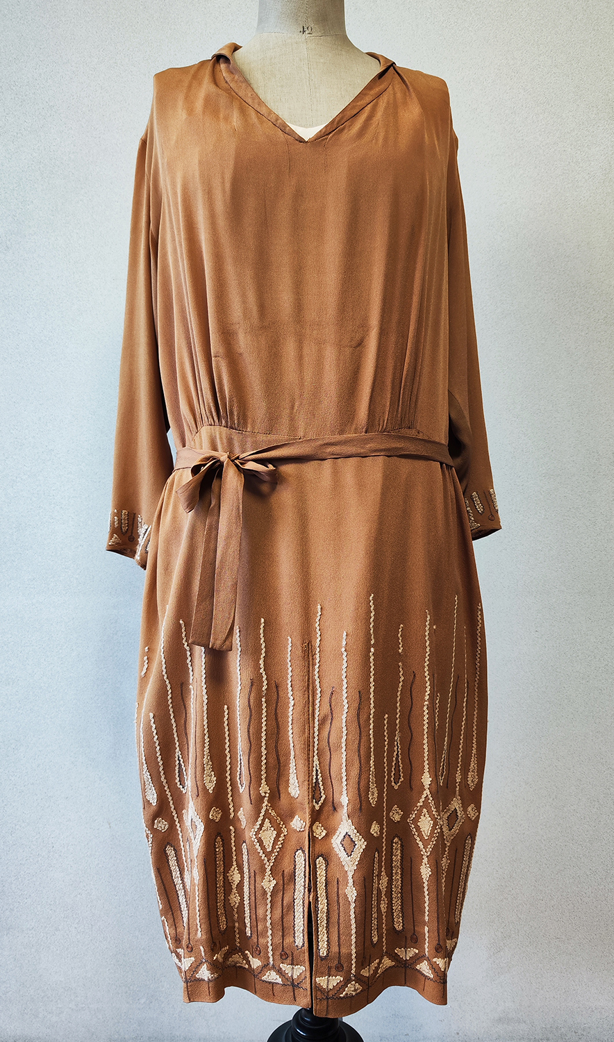 1920F – Robe – 1455