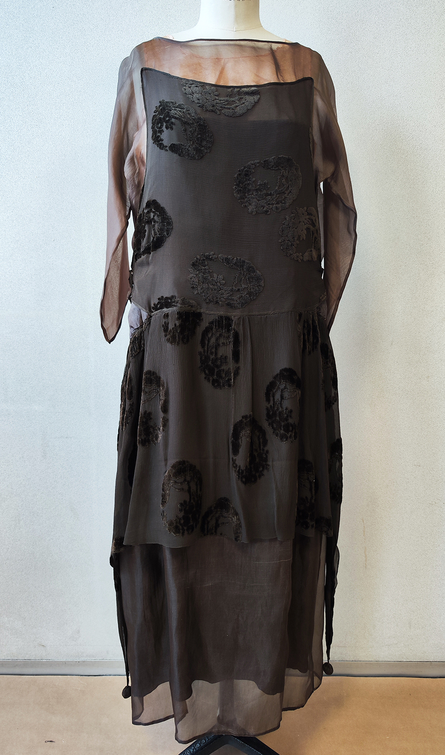 1920F – Robe – 1461