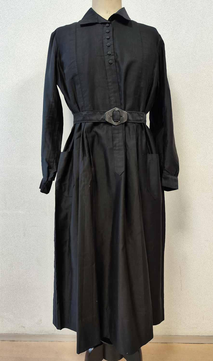 1920F – Robe – 1462