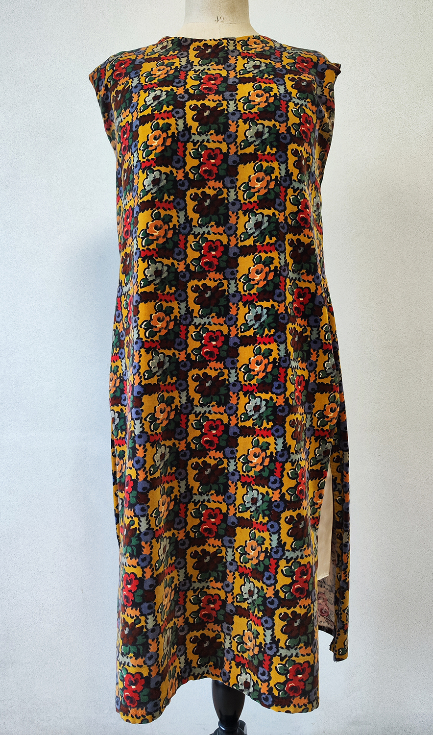 1920F – Robe – 1463