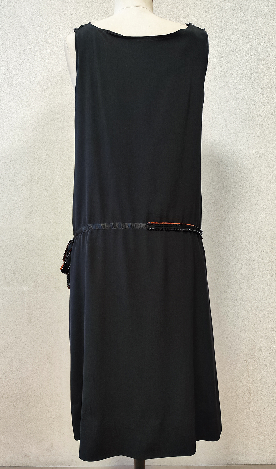 1920F – Robe – 1473 (2)