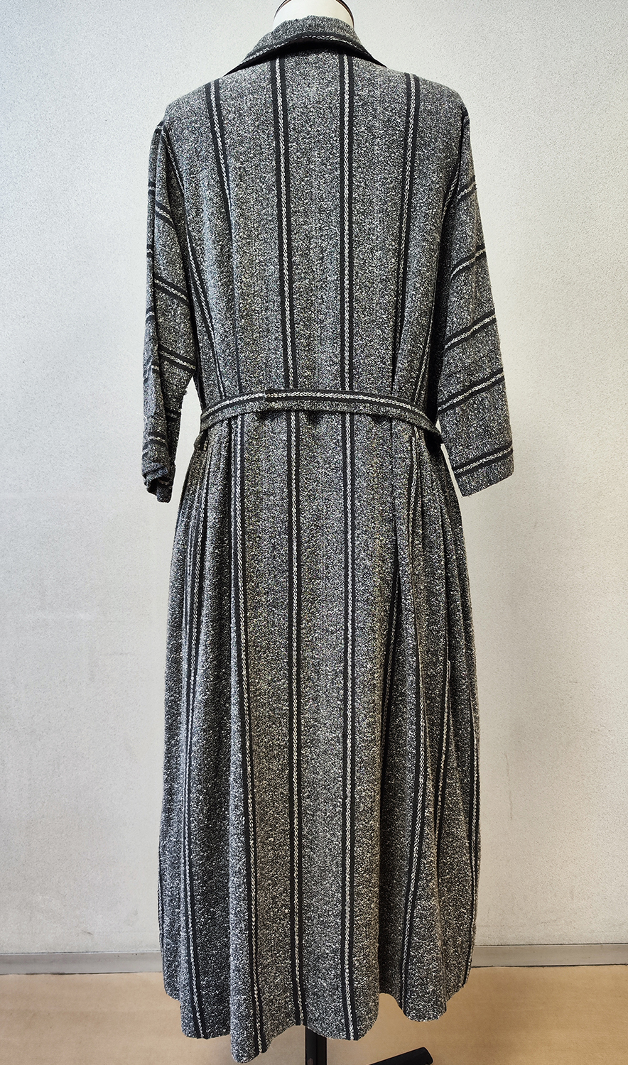1920F – Robe – 1474 (2)