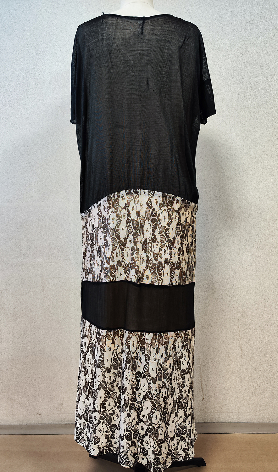 1920F – Robe – 1475 (2)