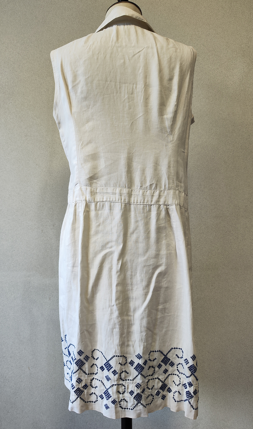 1920F – Robe – 1480 (2)