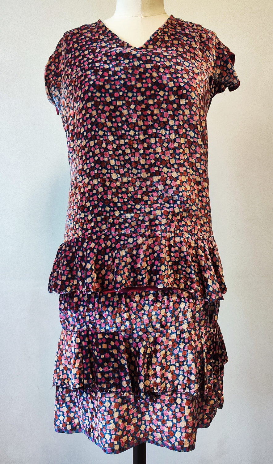 1920F – Robe – 1486
