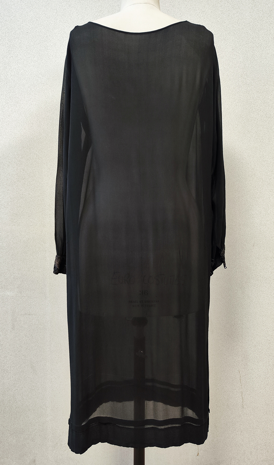 1920F – Robe – 1487 (2)