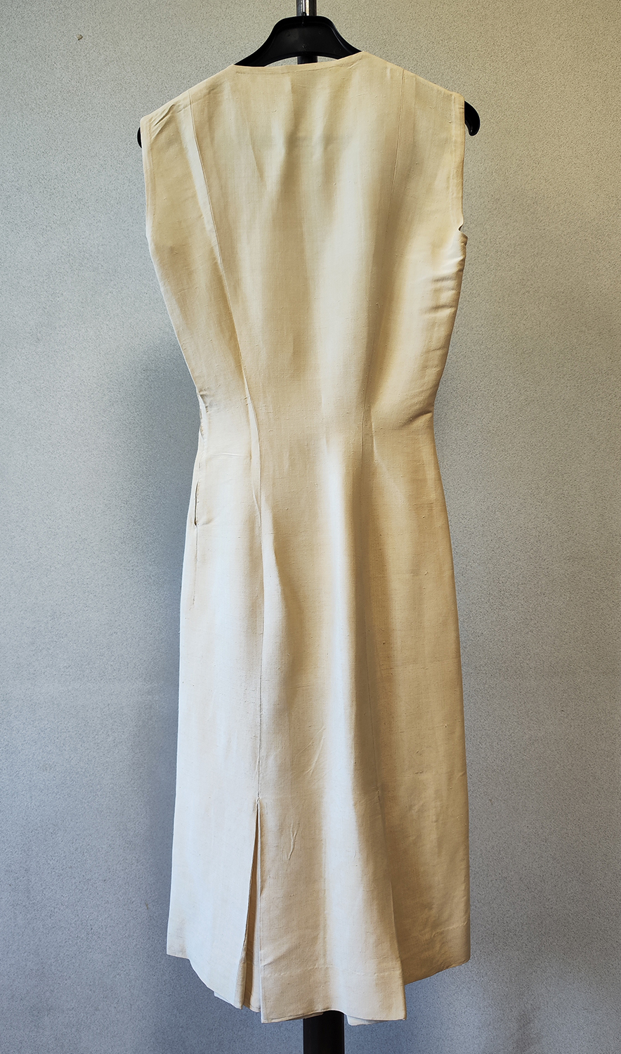 1920F – Robe – 1503 (2)