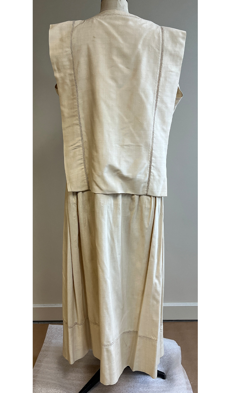 1920F – Robe – 1529 (2)