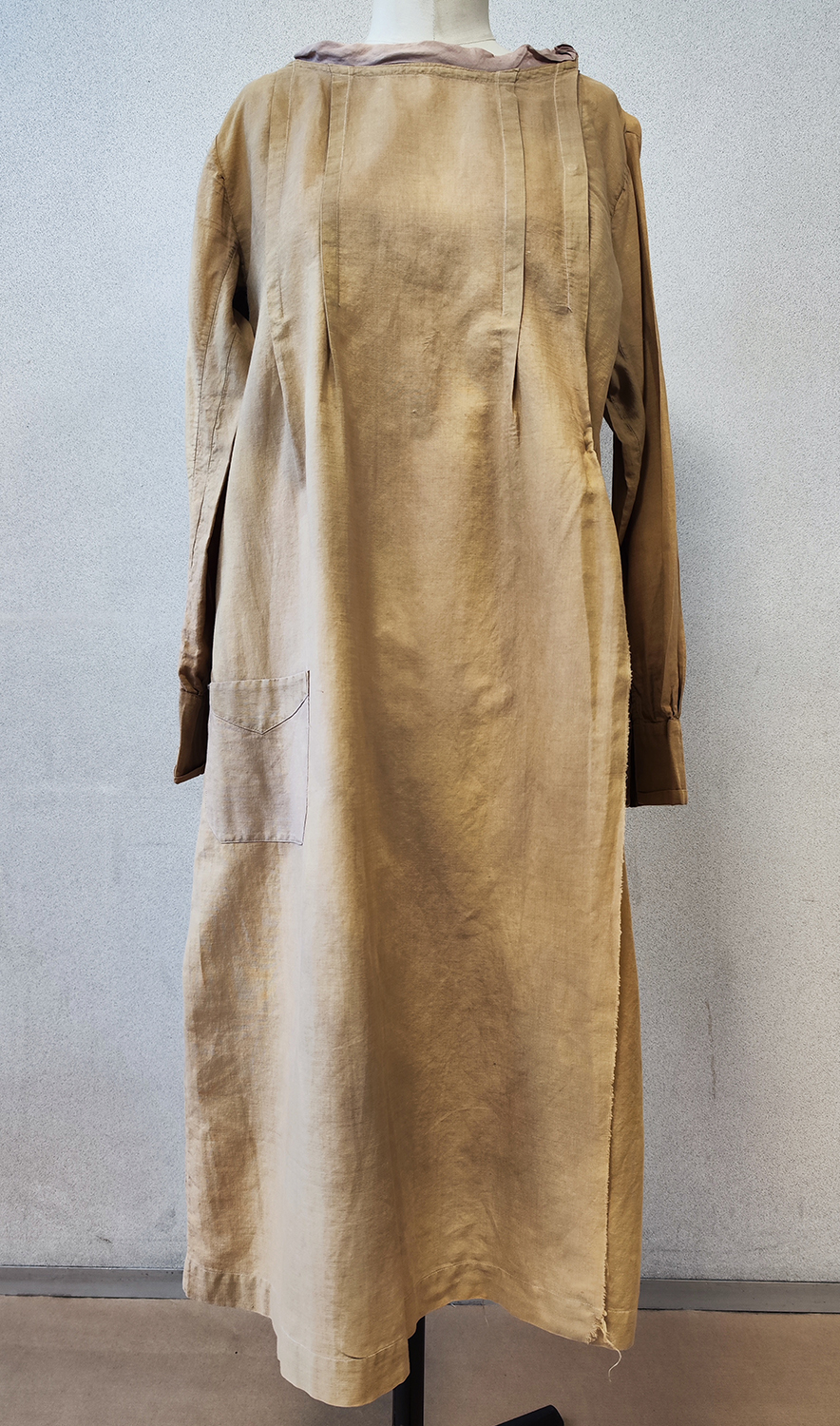 1920F – Robe – 250