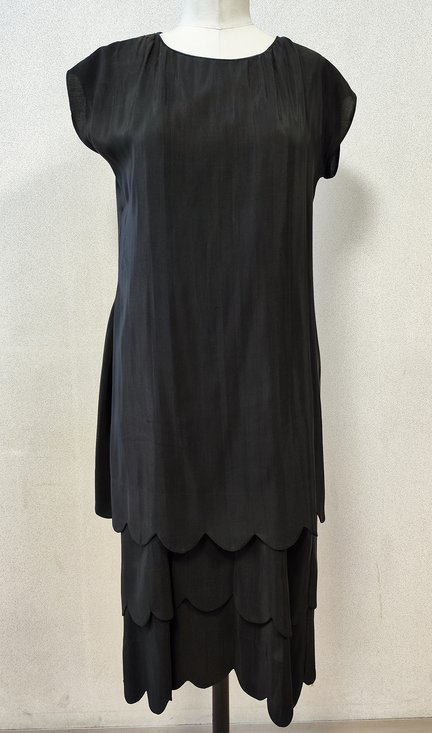 1920F – Robe – 308