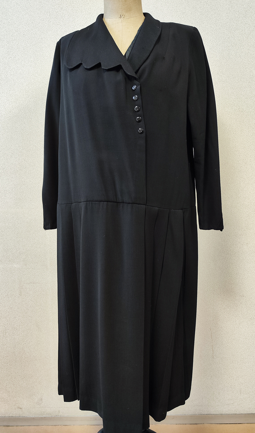 1920F – Robe – 312