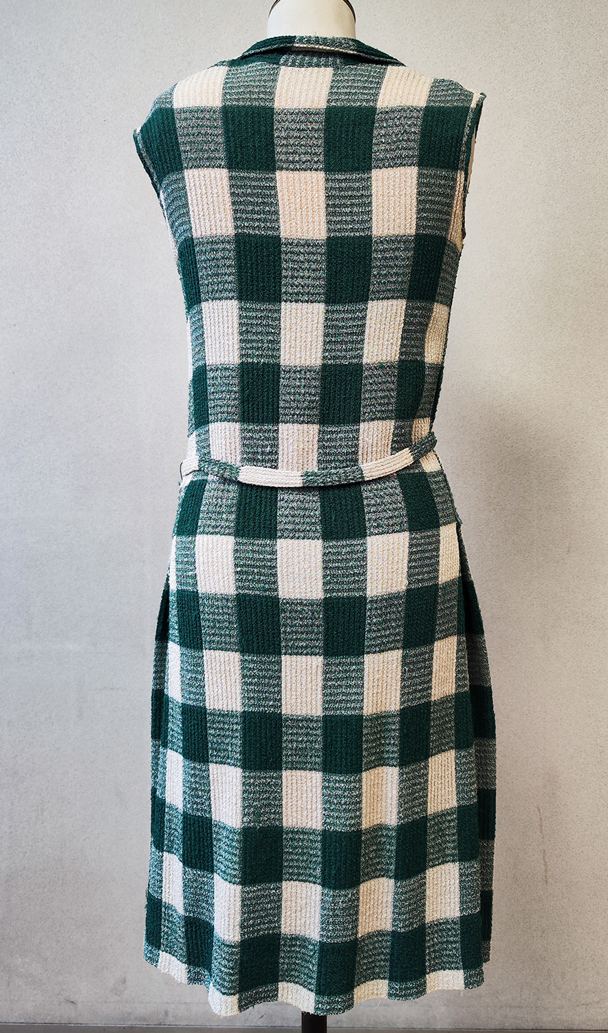 1920F – Robe – 331 (2)