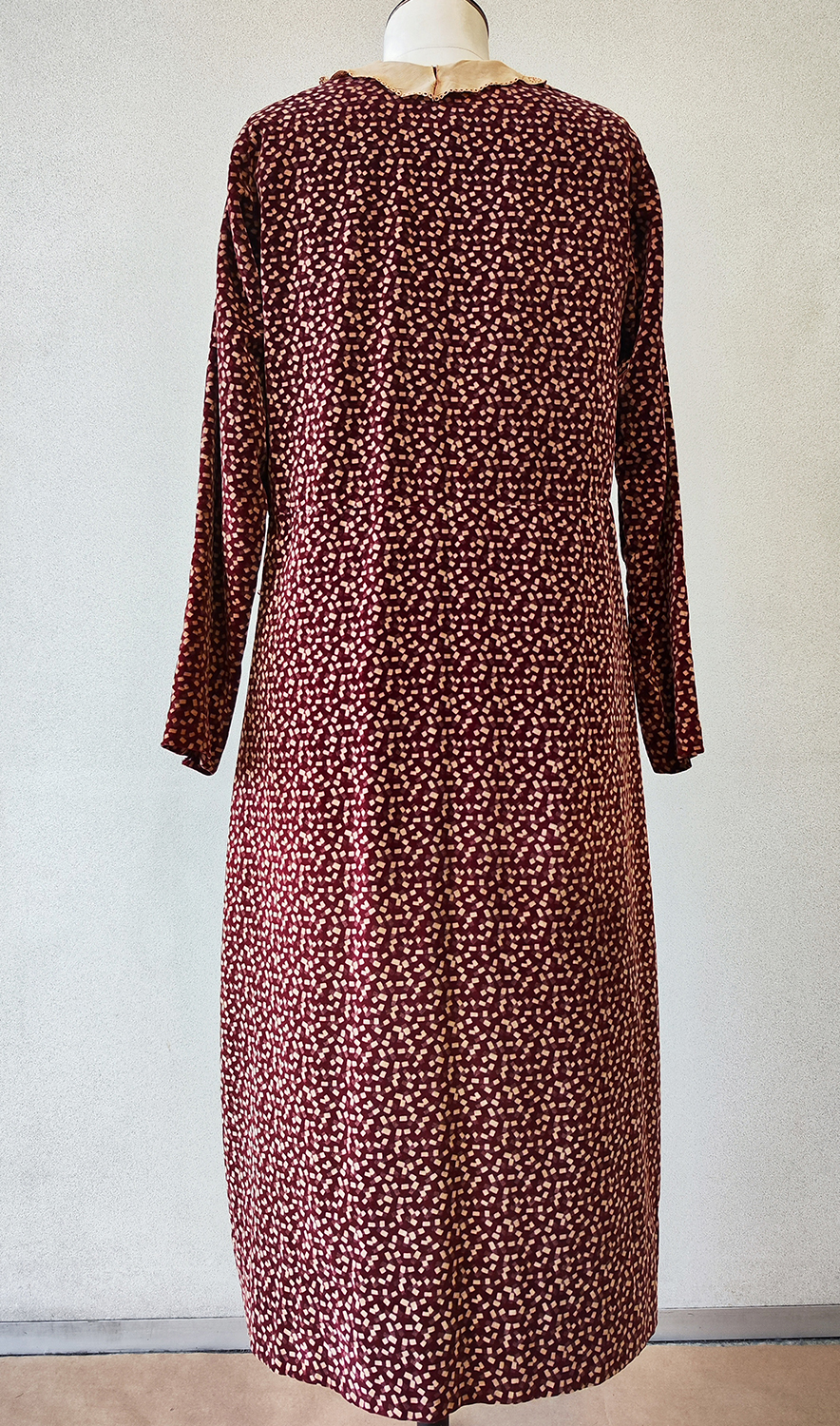 1920F – Robe – 349 (2)