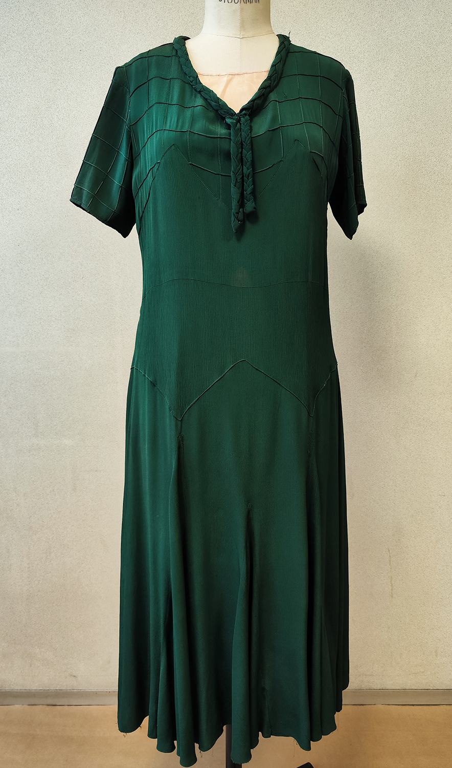 1920F – Robe – 424