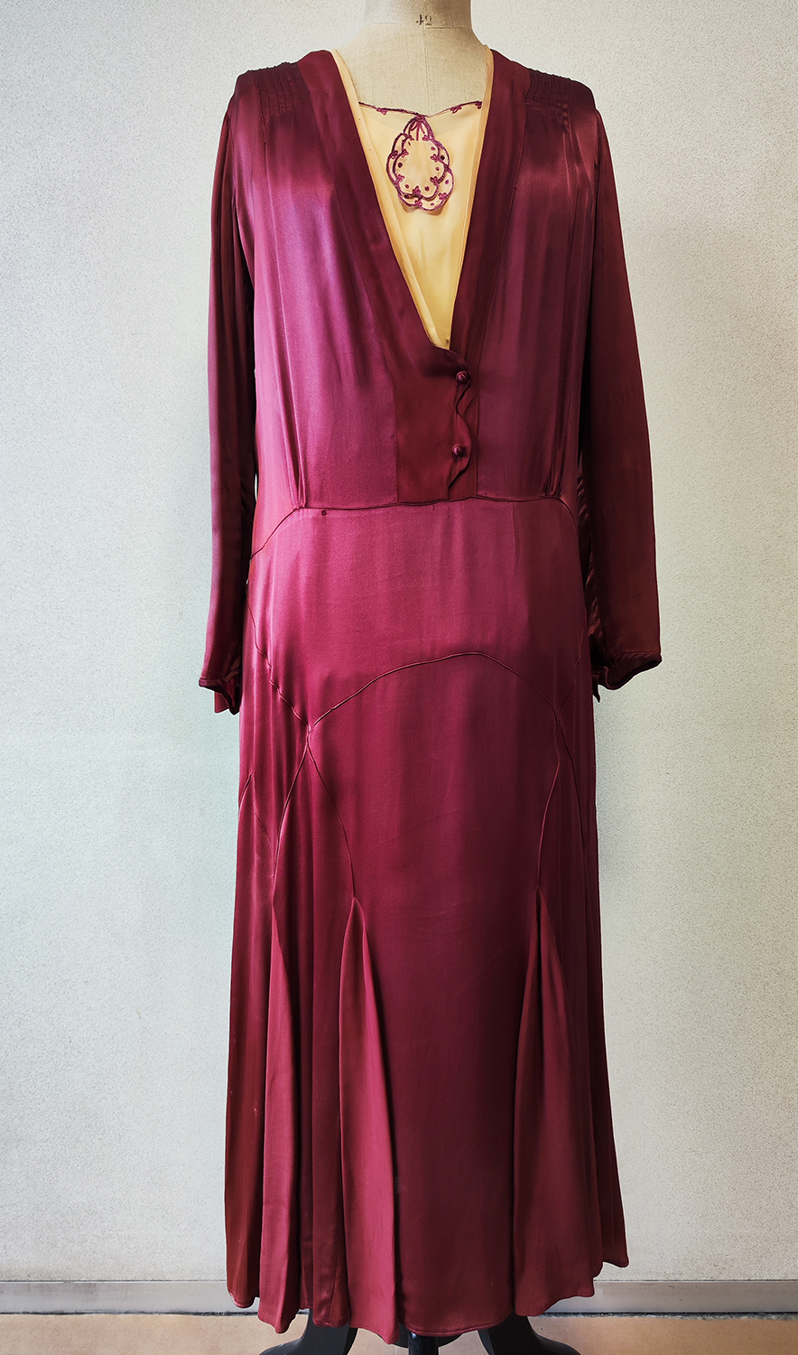 1920F – Robe – 567
