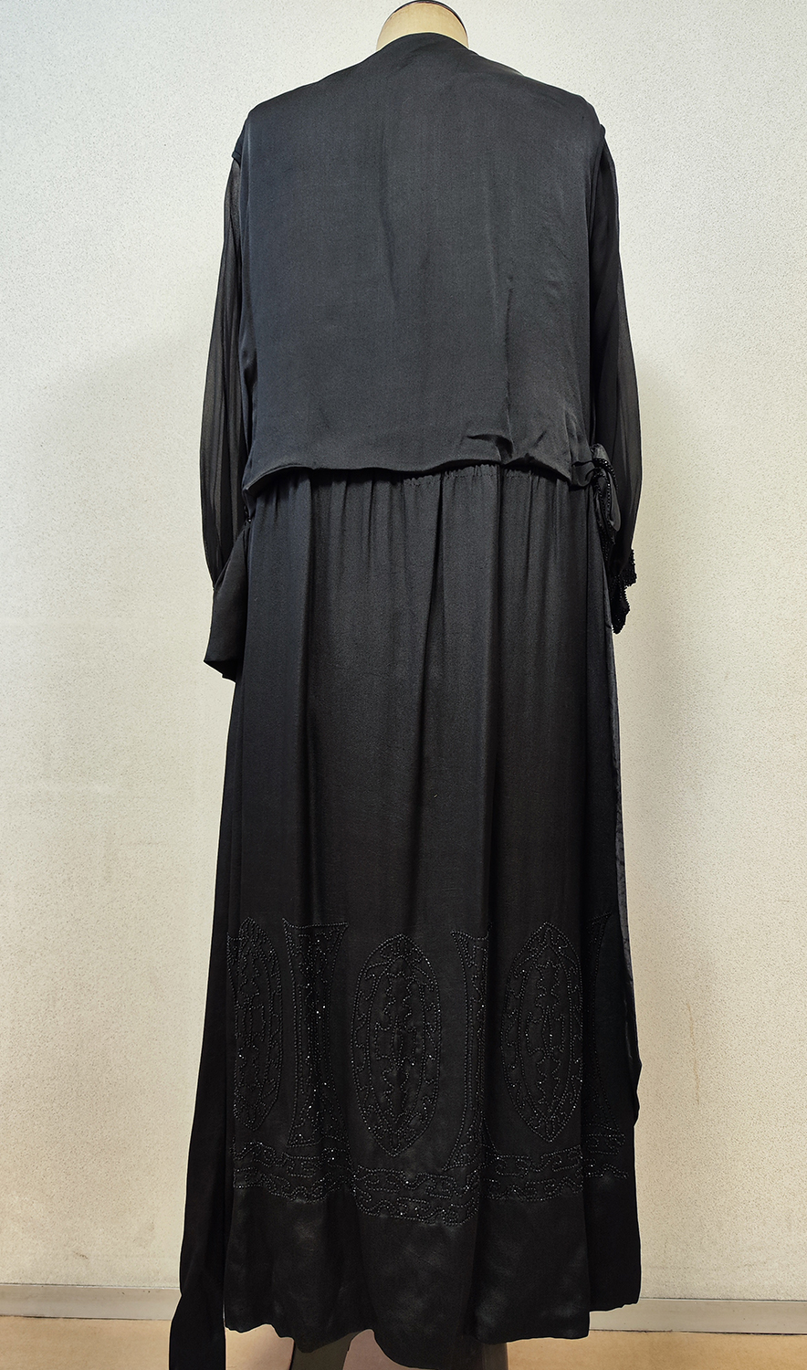 1920F – Robe – 711 (2)